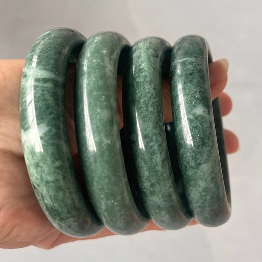 Natural Green Jade Bangle - Genuine Myanmar Jadeite Healing Gemstone Bracelet for Women, Classic Round Fine Jewelry