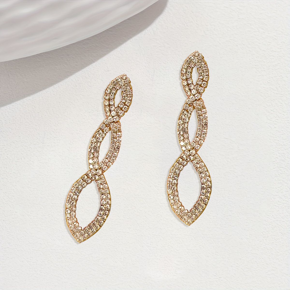 "Elevate Your Style: Stunning Crystal Encrusted Drop Earrings"