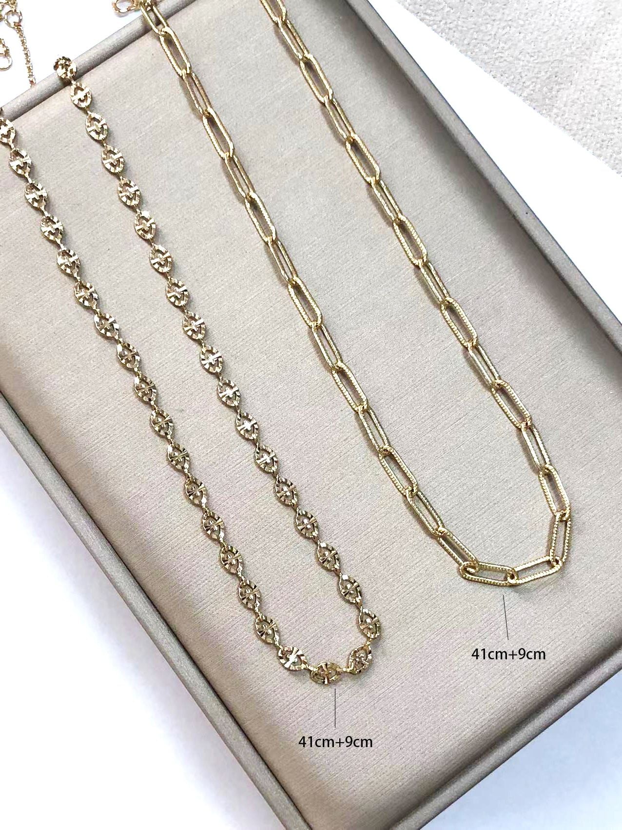 Chunky Gold Necklace for Women Layered Gold Cuban Link Chain Choker Necklace Gold Thick Statement Choker Necklace Paperclip Chain Toggle Bar Clasp Necklace Christmas Stocking Stuffers Jewelry Gifts"