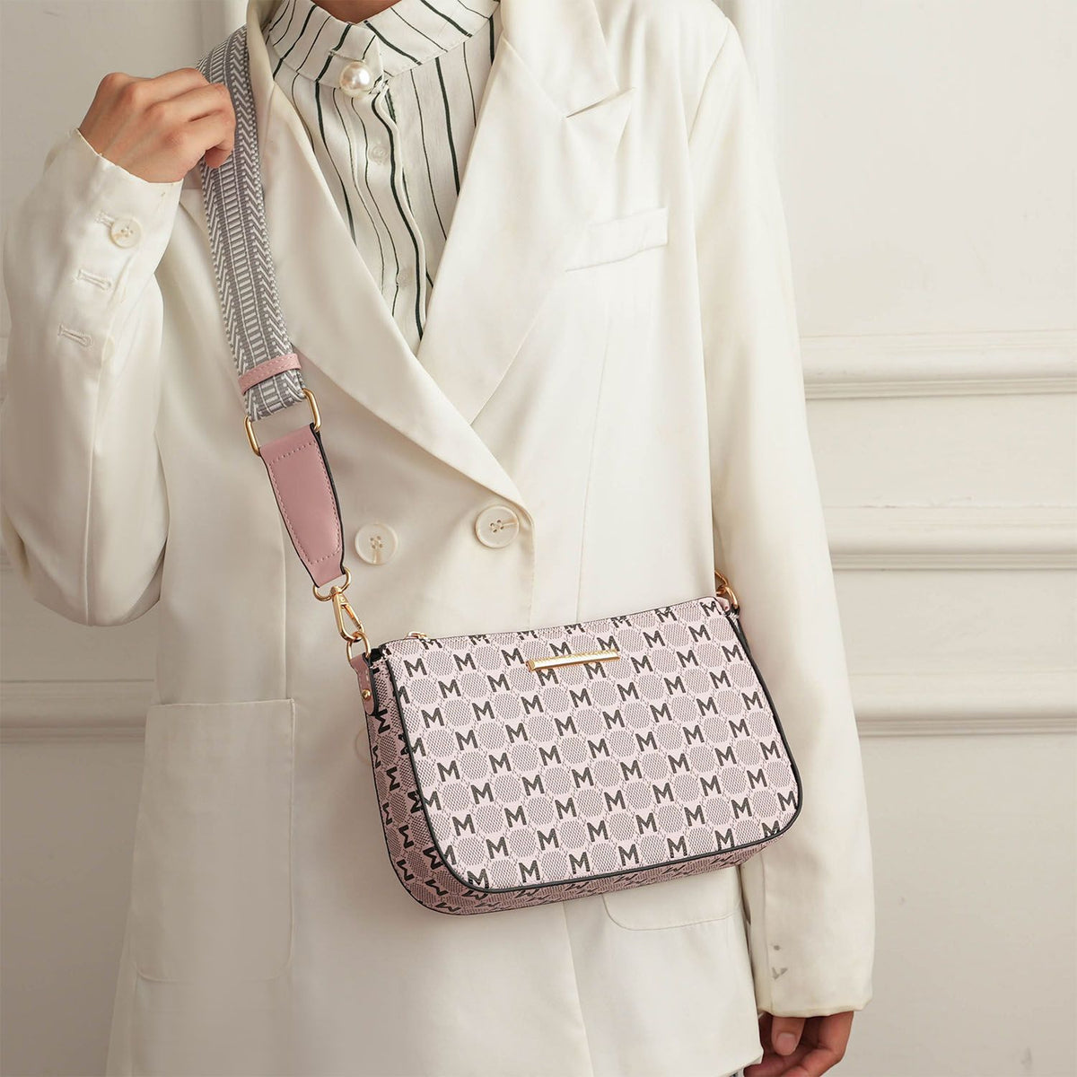 491150251
