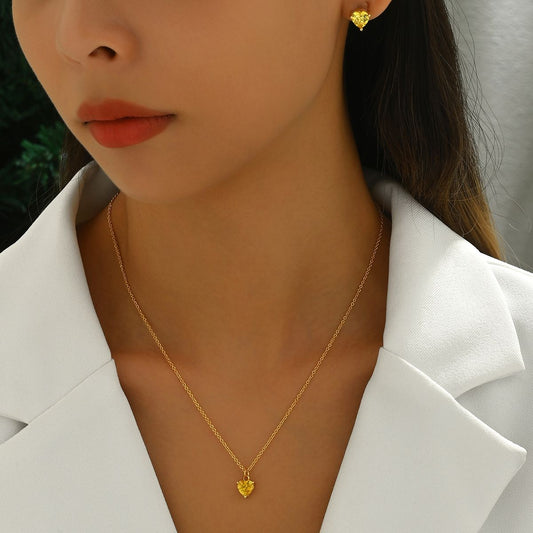 Elegant Heart-Shaped Yellow Crystal Pendant Necklace and Stud Earrings Set