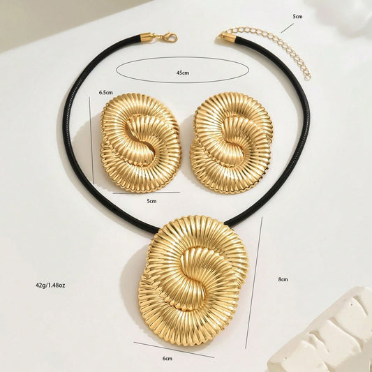 Glamorous Golden Spiral Jewelry Set - A Statement of Elegance
