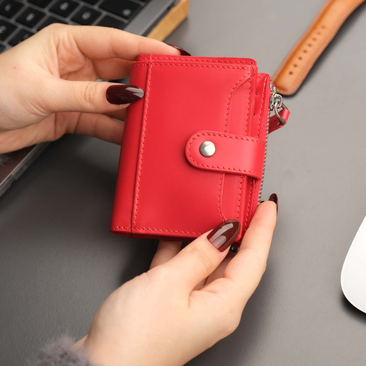 Glenrock Red Leather Pop-up Cardholder Wallet