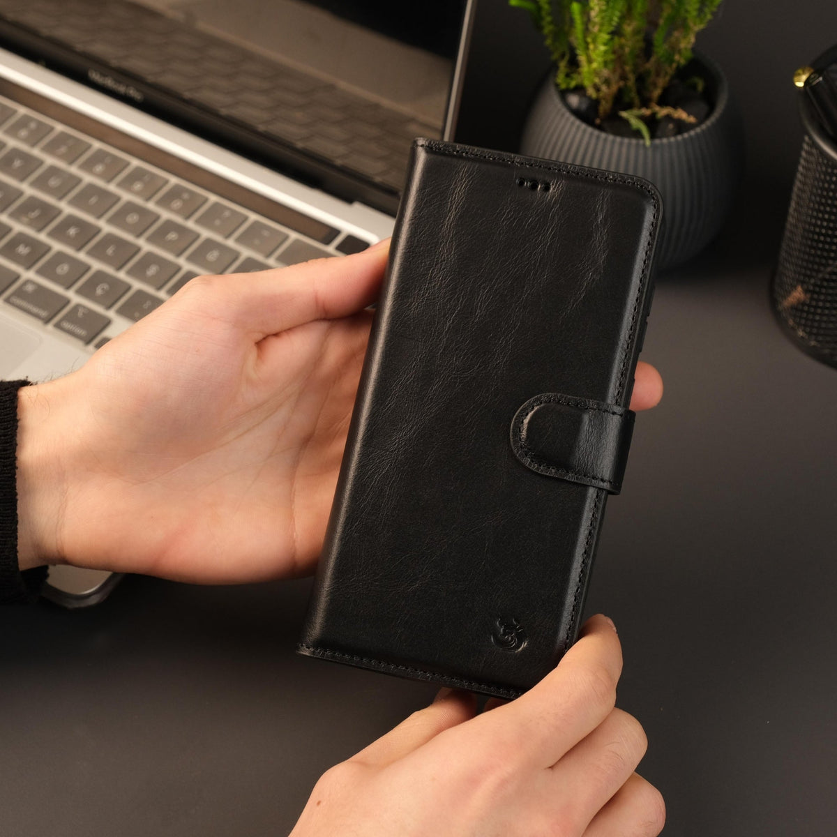 Leather Samsung Galaxy S25 Plus Wallet Case | Buffalo