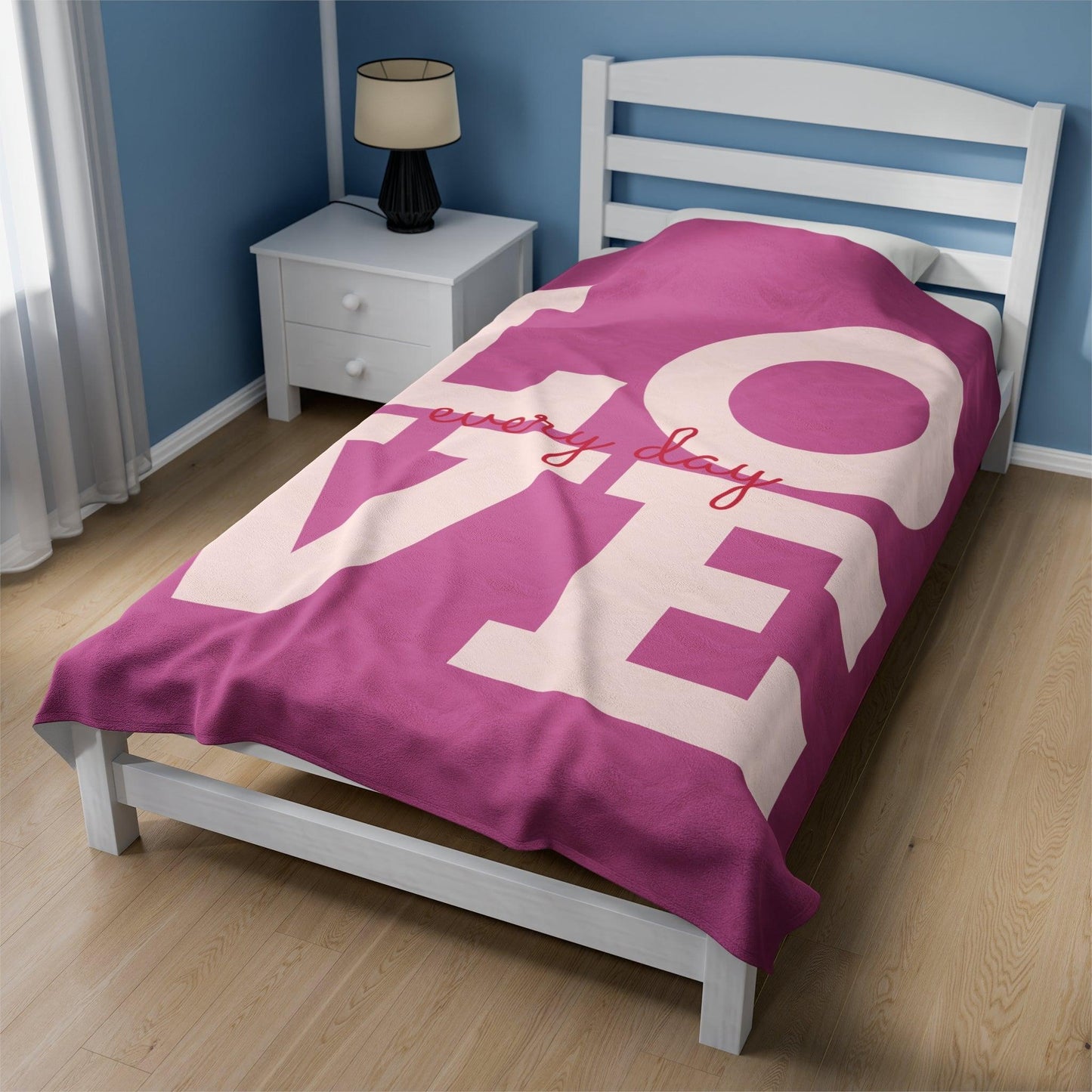 LOVE every day Velveteen Plush Blanket