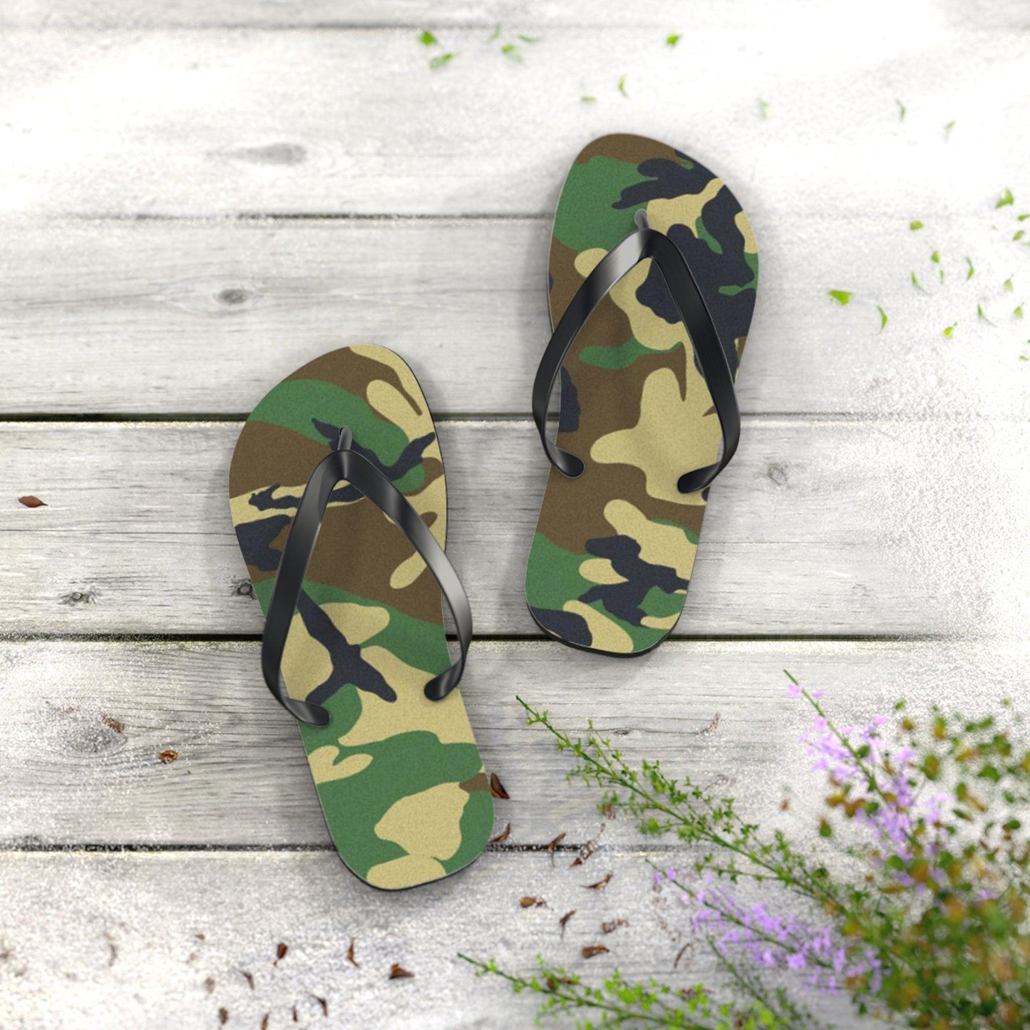 Men's Green Camouflage Flip Flops
