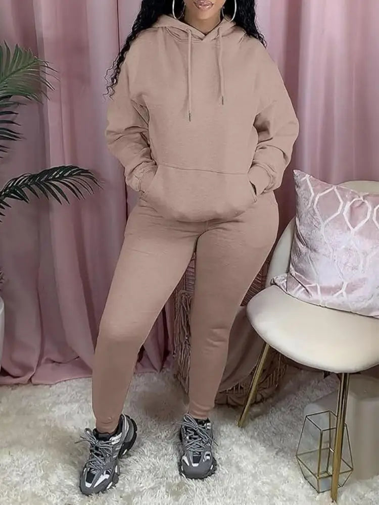 Women's Two-Piece Sweatsuit Set – Long Sleeve Hoodie Top and Jogger Pants Casual Tracksuit for Autumn & Winter