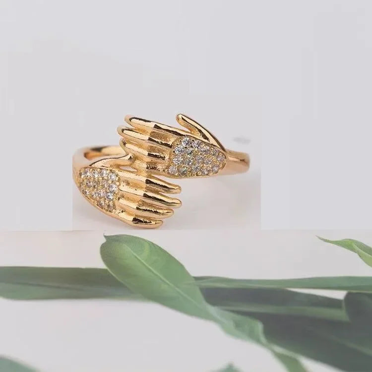 Lumé Curve Adjustable Zircon Ring — Effortless Sparkle for Every Kind of Day