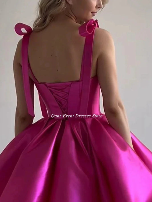 Qanz Short Evening Prom Dress – Sweetheart Neckline, Detachable Straps, Bow Detail, Satin Mini Club Party Gown