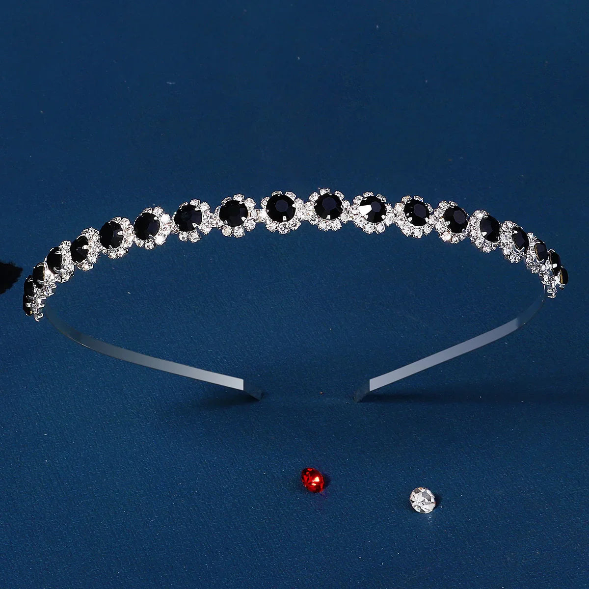 Sparkling Rhinestones Hair bands Fashionable Crown Handmade Head Bands Jewelry Accessories School Halloween Gifts for Girls