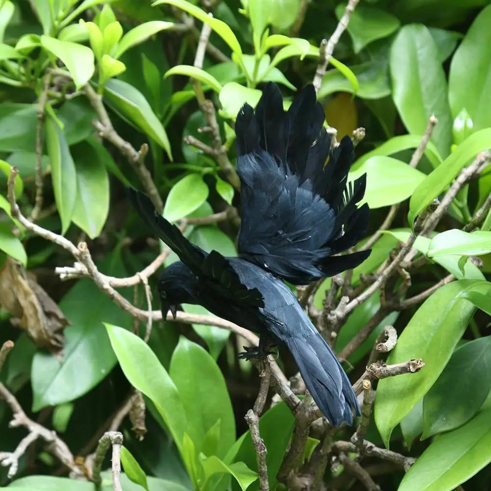 Midnight Murder — Feathered Raven Halloween Prop for Haunted Decor & Wicked Displays 🦇🐦‍⬛