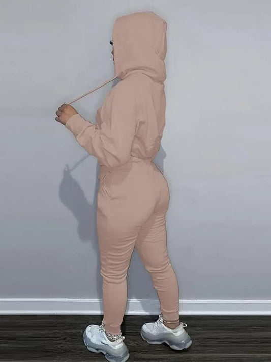 Women's Two-Piece Sweatsuit Set – Long Sleeve Hoodie Top and Jogger Pants Casual Tracksuit for Autumn & Winter