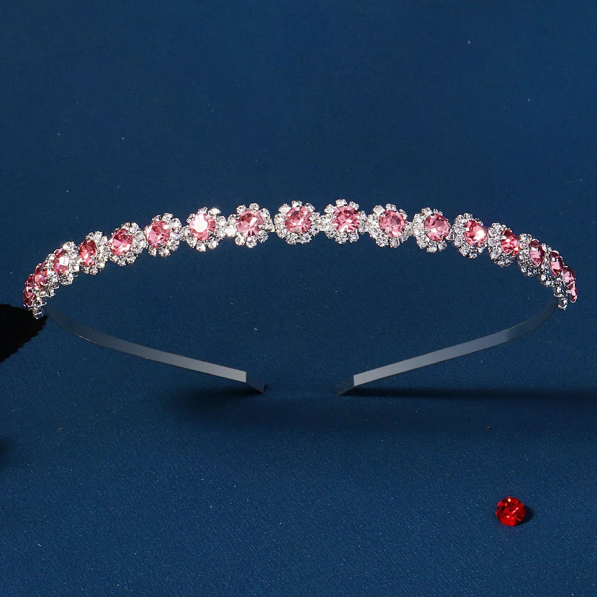 Sparkling Rhinestones Hair bands Fashionable Crown Handmade Head Bands Jewelry Accessories School Halloween Gifts for Girls