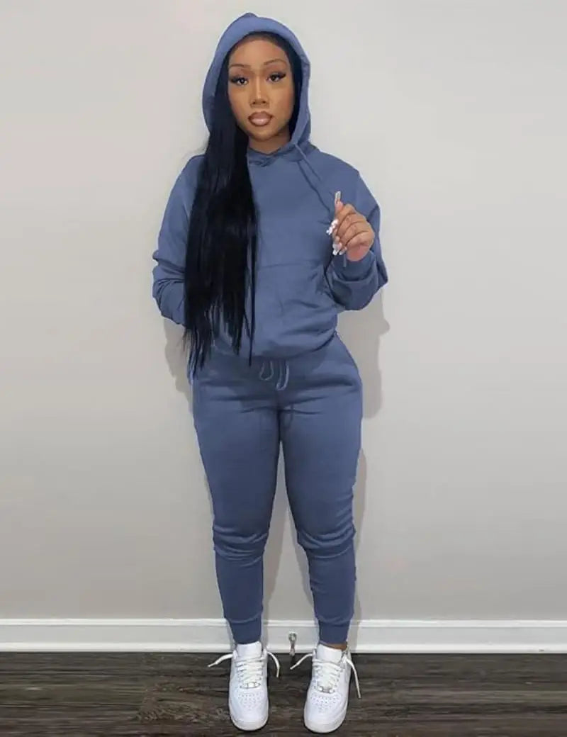 Women's Two-Piece Sweatsuit Set – Long Sleeve Hoodie Top and Jogger Pants Casual Tracksuit for Autumn & Winter