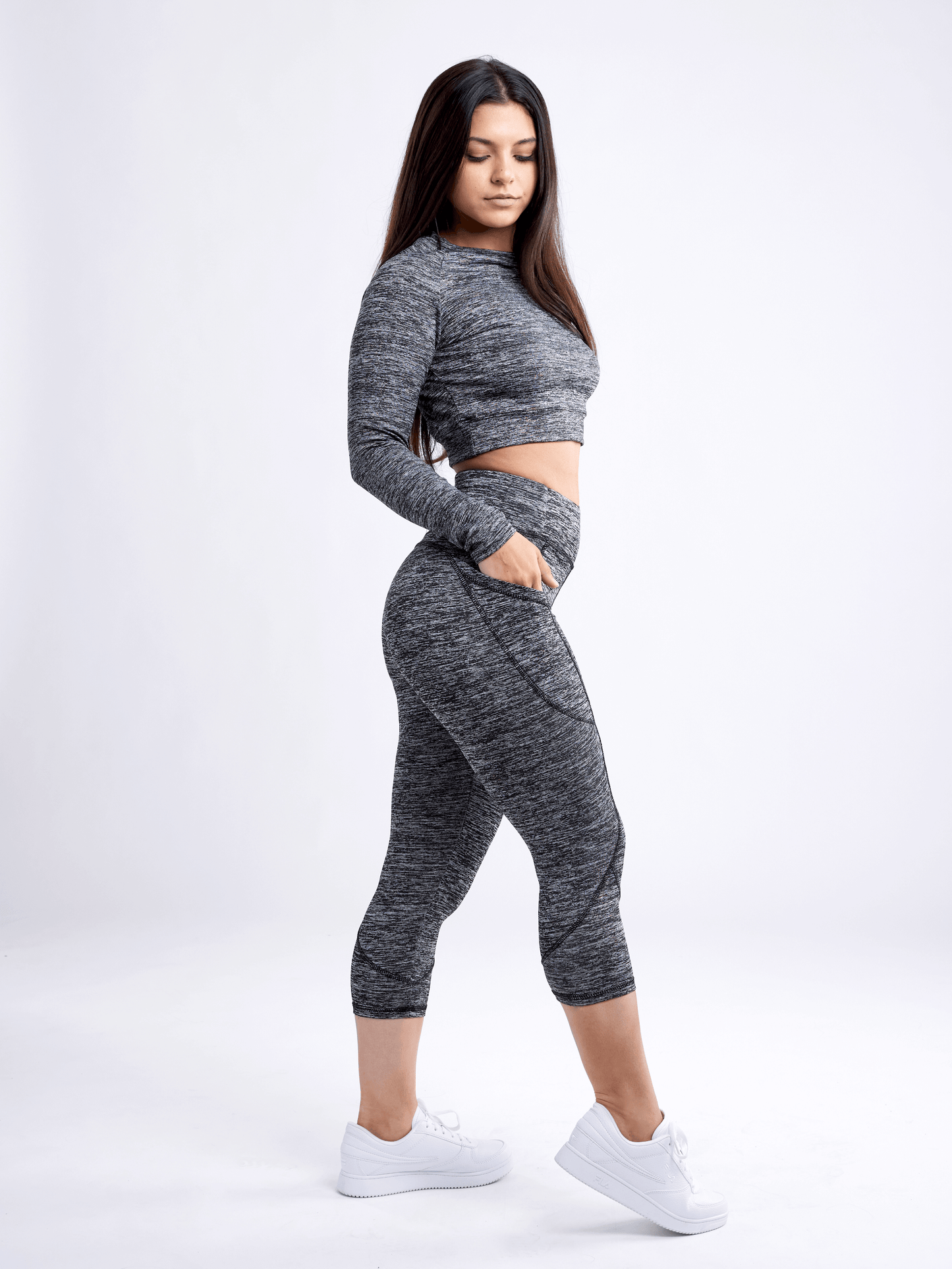 JupiterGear Mid-Rise Capri Fitness Leggings with Side Pockets