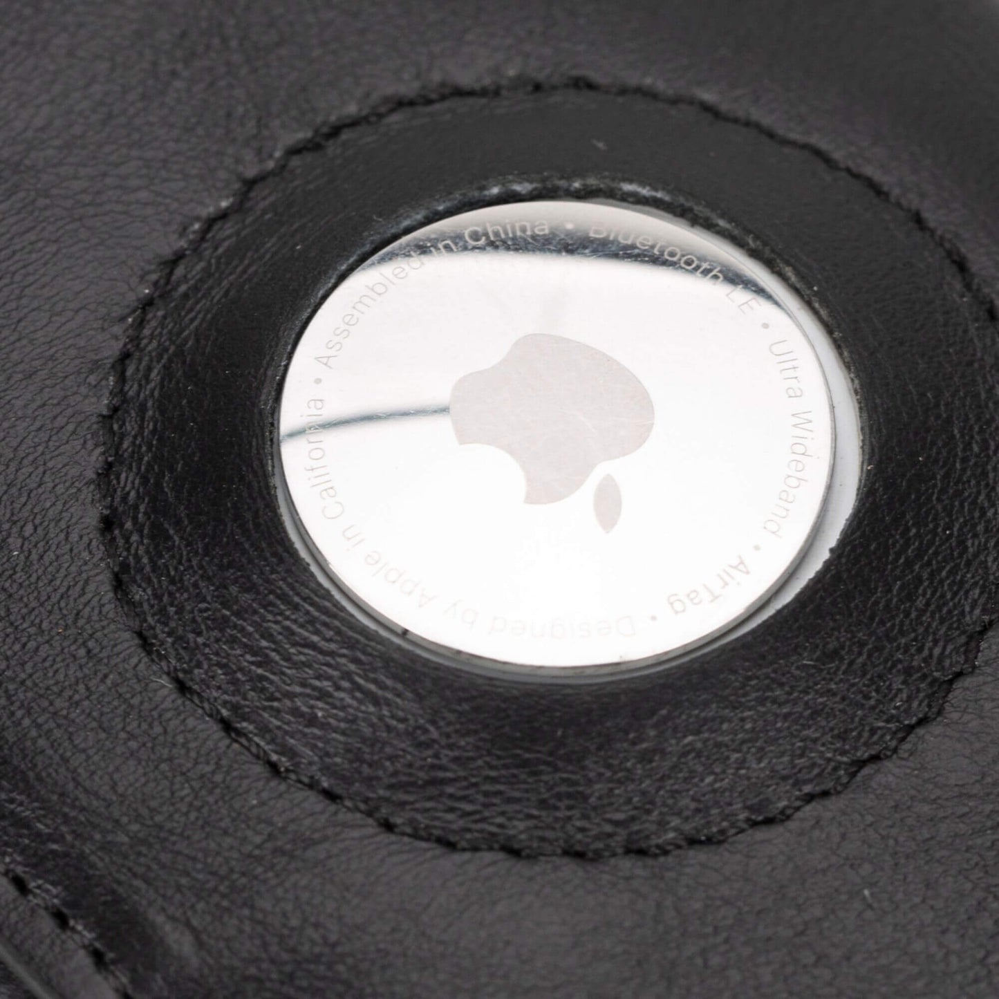 Douglas Genuine Leather Pop-Up Wallet with AirTag Slot - RFID Blocking Cardholder