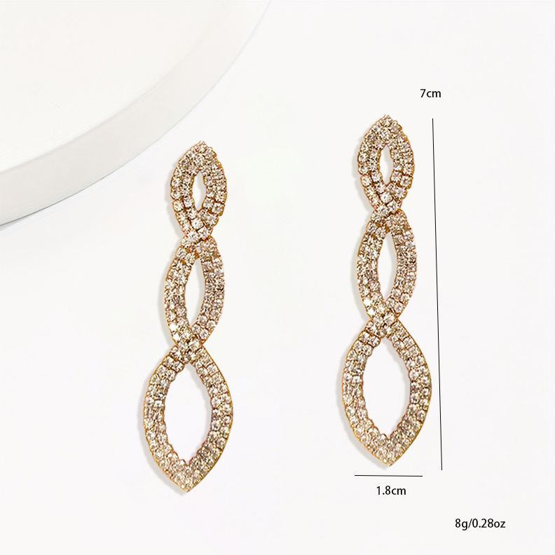 "Elevate Your Style: Stunning  Crystal Encrusted Drop Earrings"