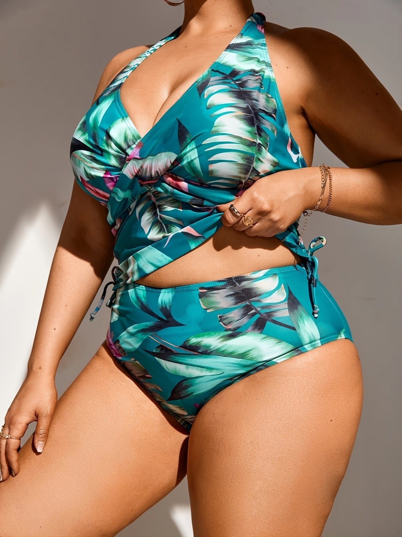 Plus Size Tropical Print Drawstring Halter Neck Top & Panties Swimsuit Set; Women's Plus High Stretch Swimsuit