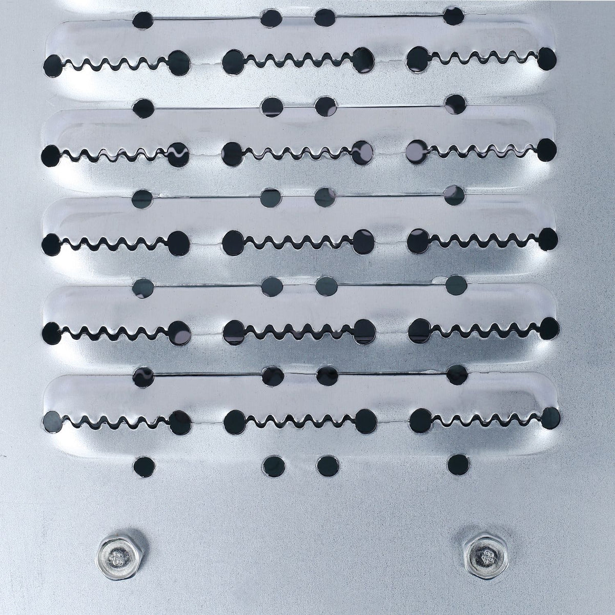 566468931