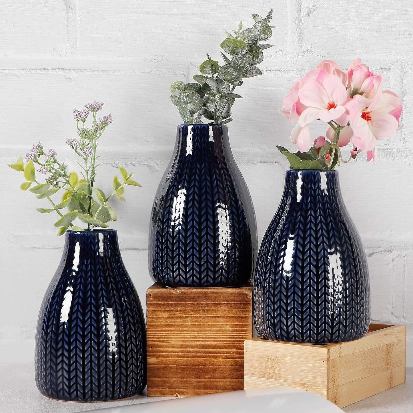 Flower Vase Set of 3, Decorative Ceramic Embossed Vase, Vase for Decor Home Living Room Office Parties Wedding