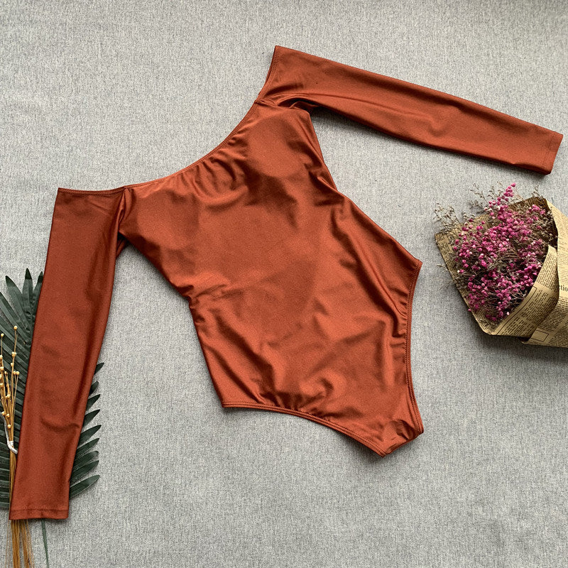 New One-piece Swimsuit Solid Color Buckle Bikini Female One-piece Off-the-shoulder Swimsuit Beach Bikini