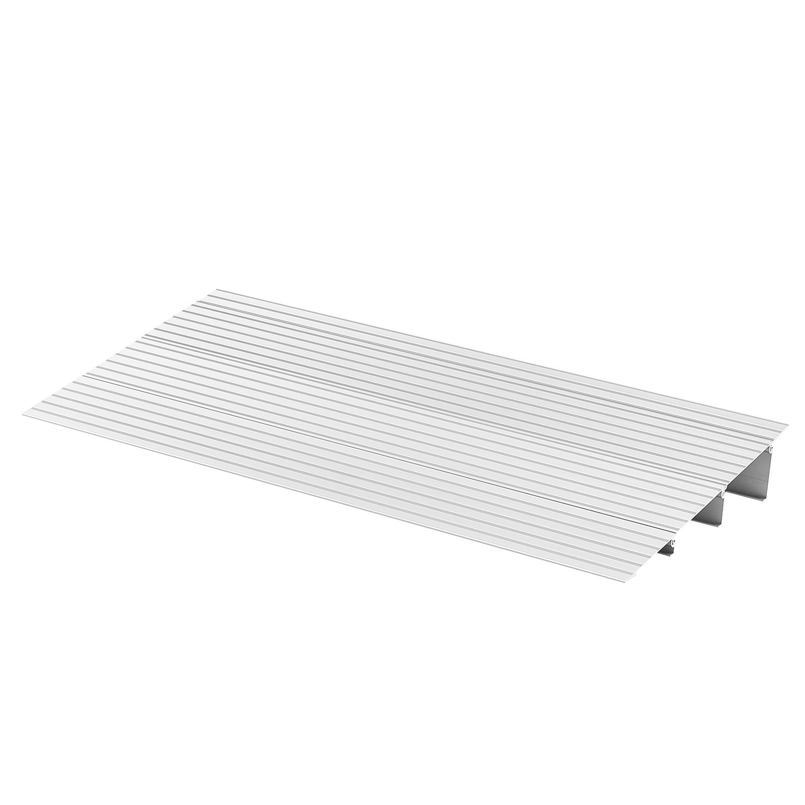 538631961