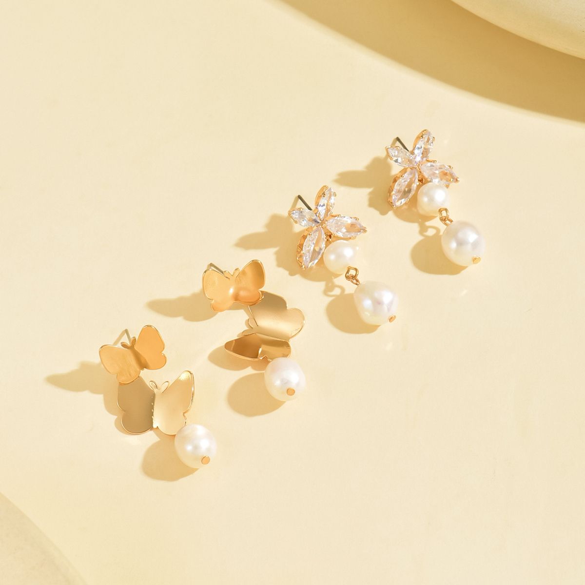 Chic Butterfly Pearl Drop Earrings Set -  Elegant and Lightweight Jewelry for Women