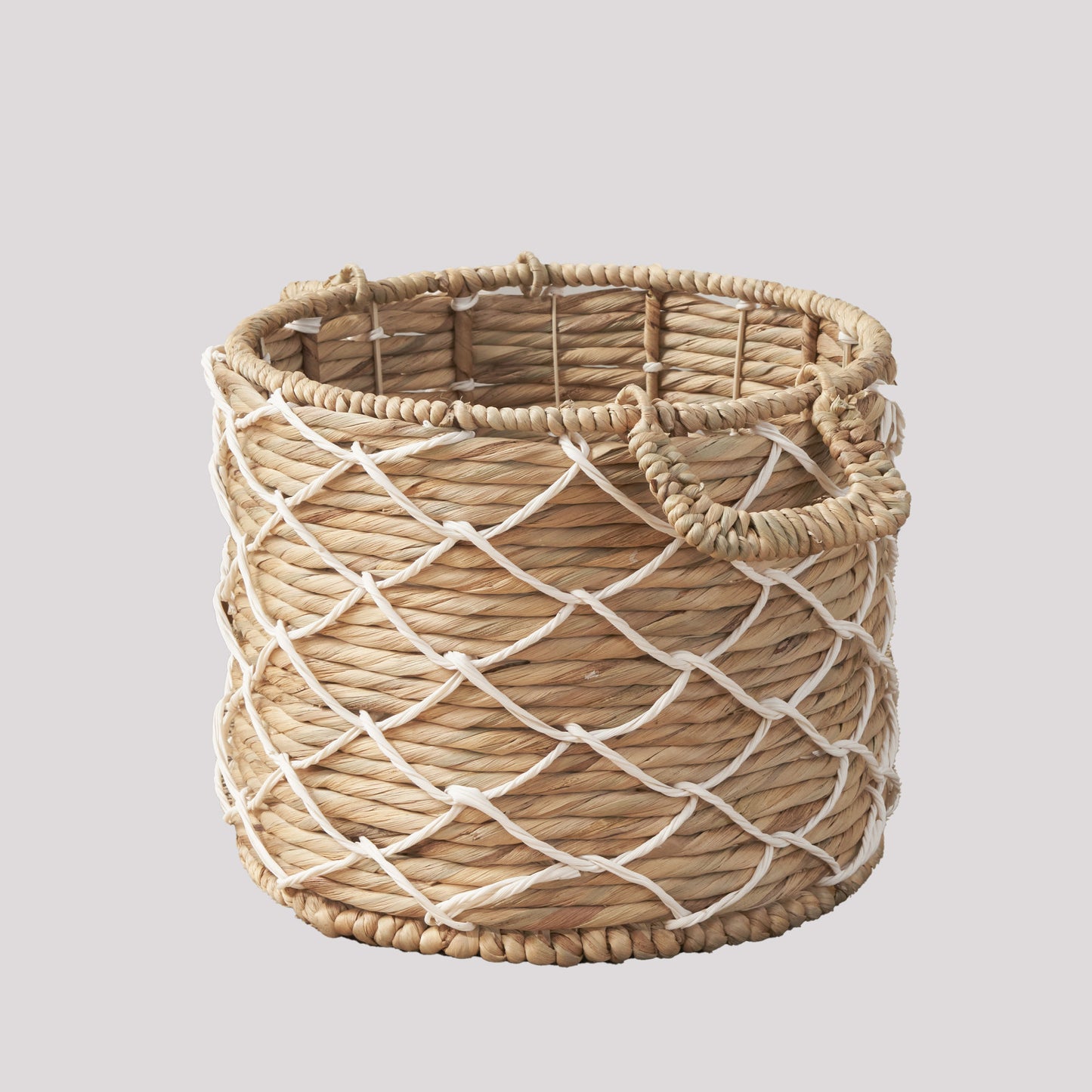Hubertus Round Water Hyacinth Woven Basket with Handles - 18" x 18" x 15" - Natural Brown - For Clothes, Towels, Canvas, Toys and Magazine Storage and Home Decoration