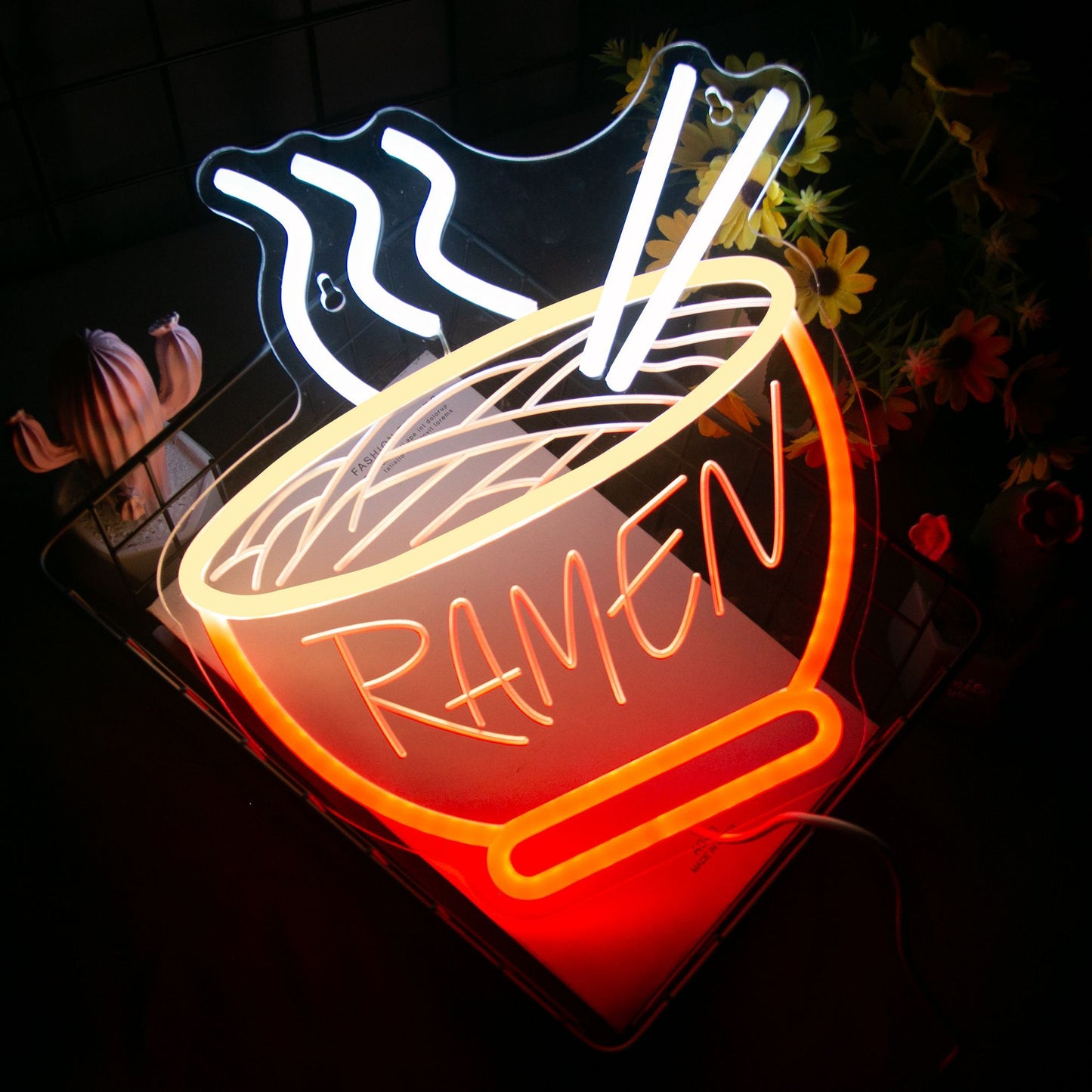 1pc Neon Signs for Wall Decor, Dimmable Neon Sign Led Signs noodles Art Neon Lights For Living Room, Bedroom Gaming Room, Hotel Decor, Cool Birthday Gifts for Friends, Partner