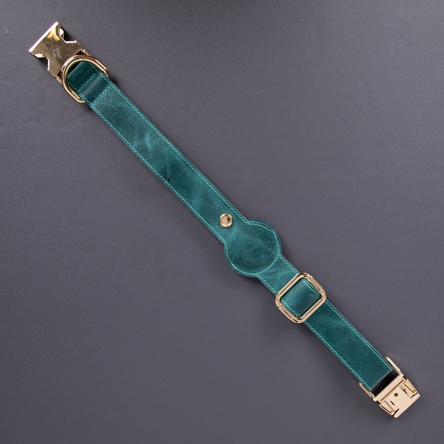 Charlotte Handcrafted Calfskin Leather Dog Collar - Compatible with AirTag