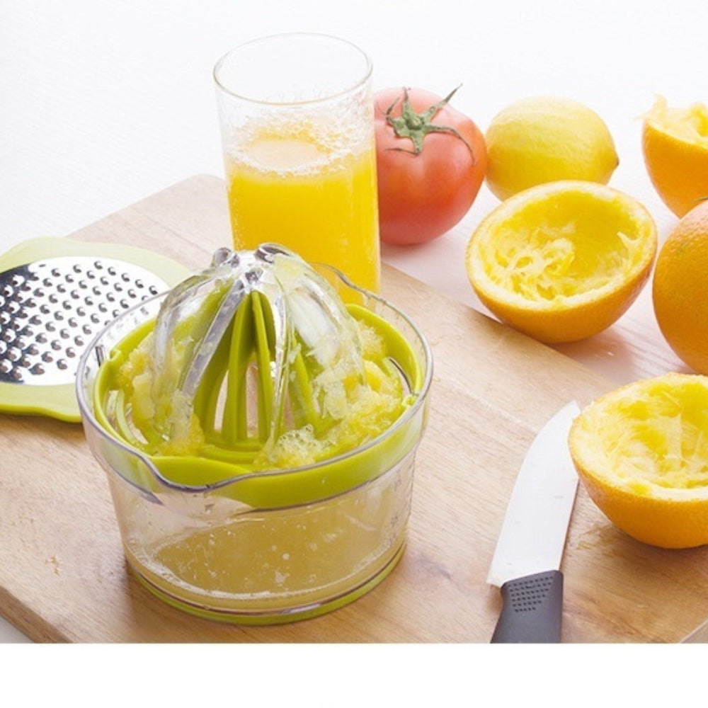 Manual Lemon Squeezer with Built-in Measuring Cup