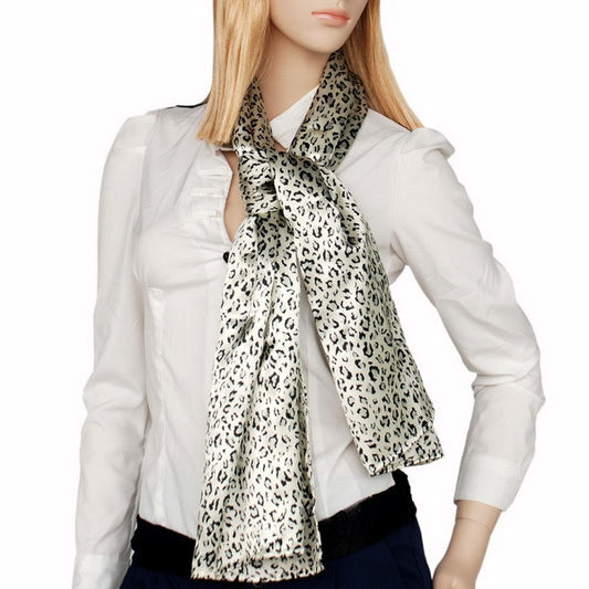 Blando Ivory Leopard Animal Print Elegant Exquisitely Soft Silk Scarf/Wrap/Shawl(Small)